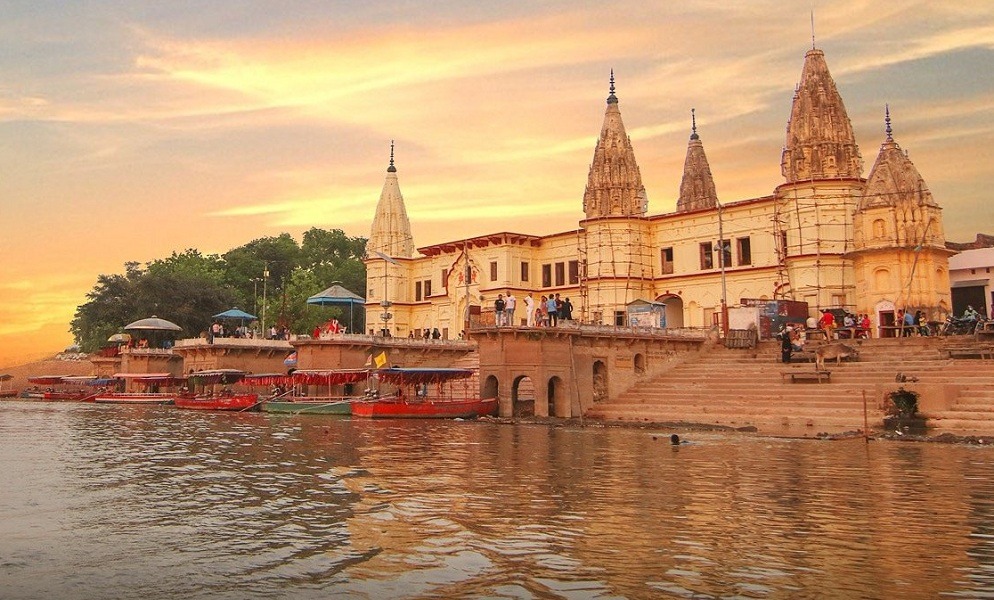 Guptar Ghat on the Saryu River in Ayodhya